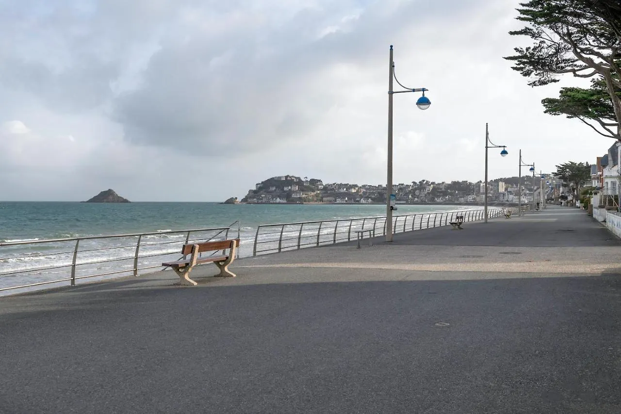 Apartment Appartement Pour 6, Plage De Pleneuf Val Andre France